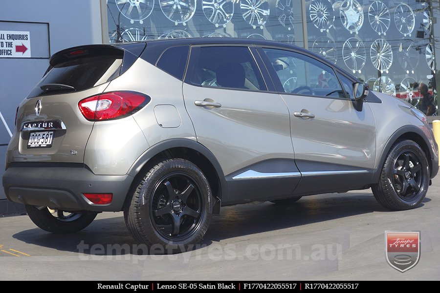 17x7.0 Lenso SE-05 on RENAULT CAPTUR