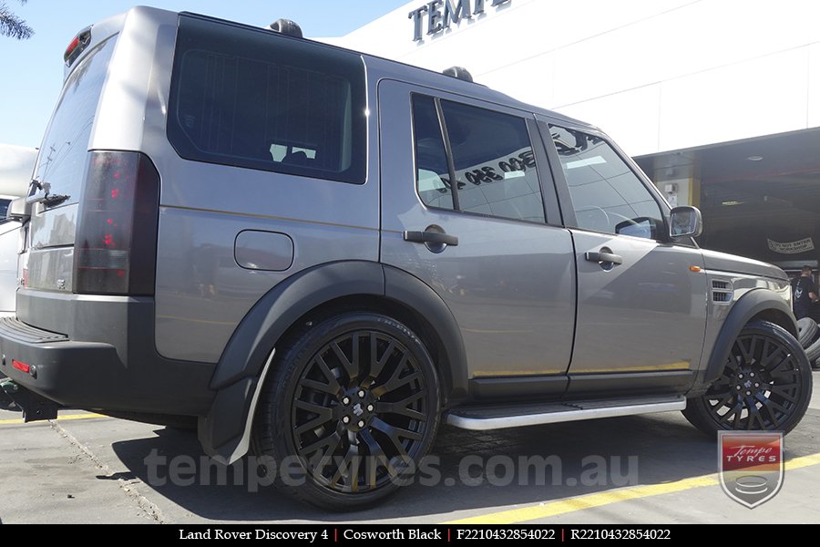 22x10 Cosworth Black on LAND ROVER DISCOVERY