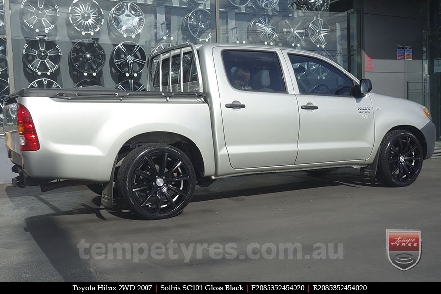 20x8.5 20x10 Sothis SC101 GB on TOYOTA HILUX