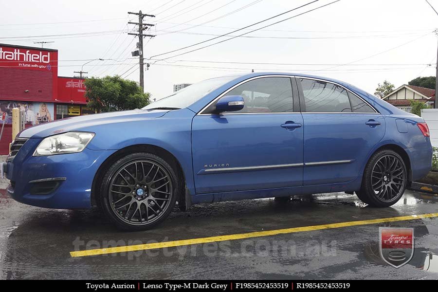 19x8.5 Lenso Type-M DG on TOYOTA AURION