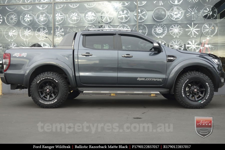 17x9.0 Ballistic Razorback on FORD RANGER WILDTRAK