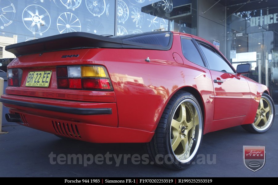 19x7.0 19x8.5 Simmons FR-1 Gold on PORSCHE 944