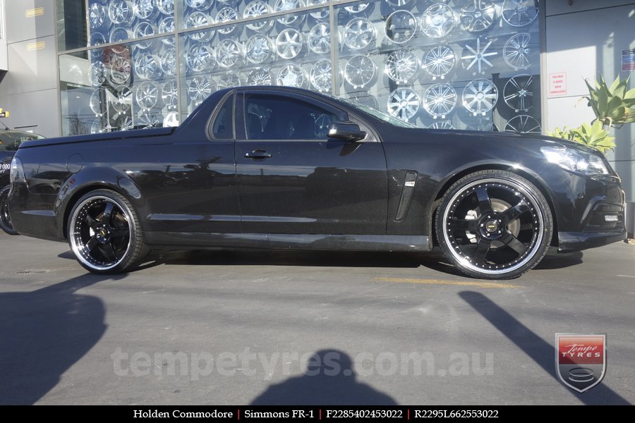 22x8.5 22x9.5 Simmons FR-1 Gloss Black Mirror Lip on HOLDEN COMMODORE