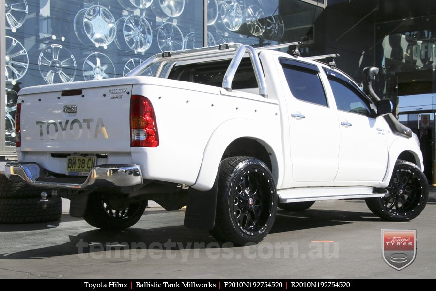 20x10 Ballistic Tank Millworks on TOYOTA HILUX