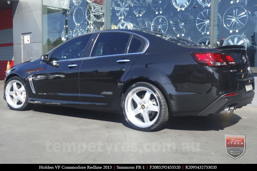 20x8.5 20x9.5 Simmons FR-1 Silver on HOLDEN COMMODORE VF