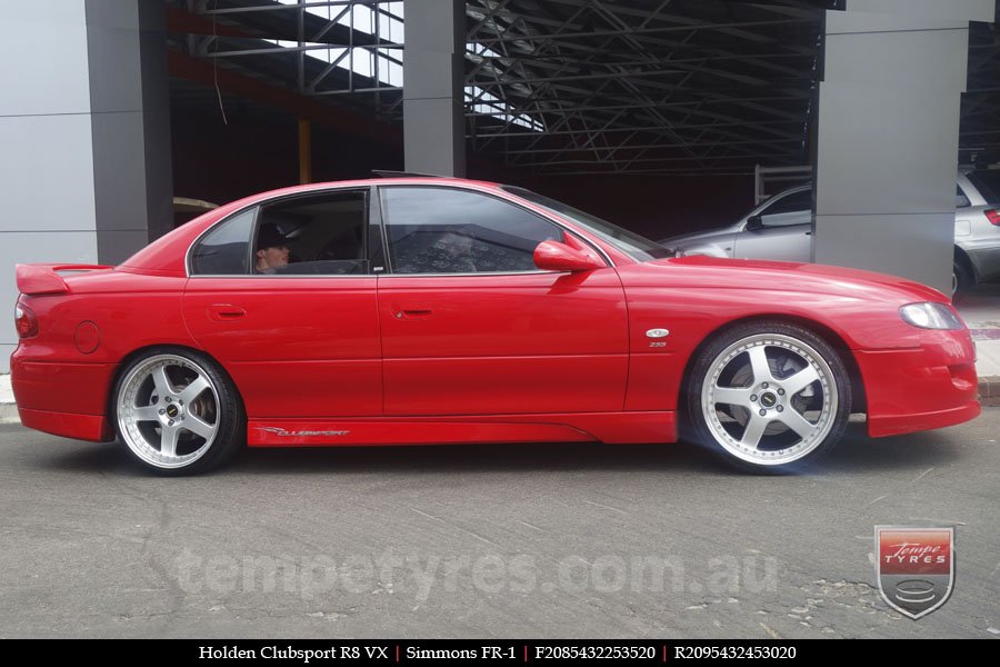 20x8.5 20x9.5 Simmons FR-1 Silver on HOLDEN CLUBSPORT