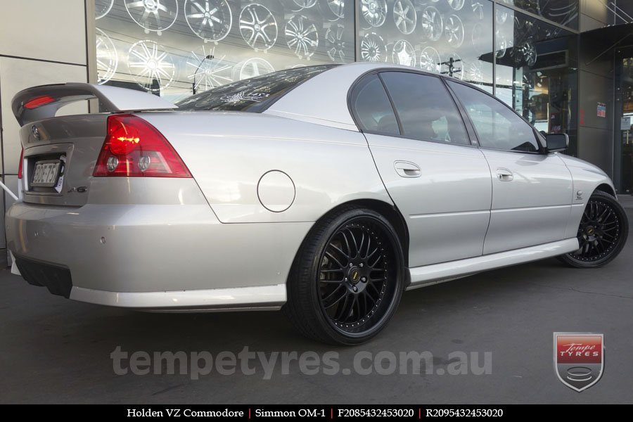 20x8.5 20x9.5 Simmons OM-1 Satin Black on HOLDEN COMMODORE