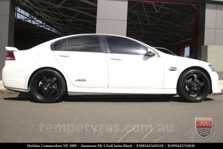 20x8.5 20x9.5 Simmons FR-1 Satin Black on HOLDEN COMMODORE VE