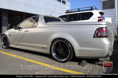 20x8.5 20x9.5 Simmons FR-1 Gloss Black on HOLDEN COMMODORE VE