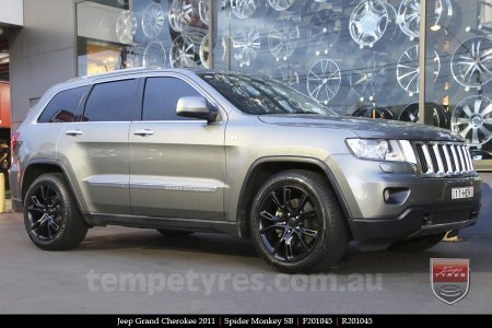 20x10 SRT8 Spider Monkey SB on JEEP GRAND CHEROKEE