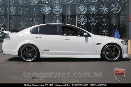 20x8.5 20x9.5 Simmons FR-1 Gloss Black on HOLDEN COMMODORE VE