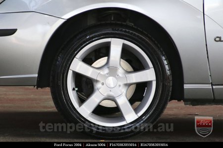 16x7.0 Akuza S004 on FORD FOCUS