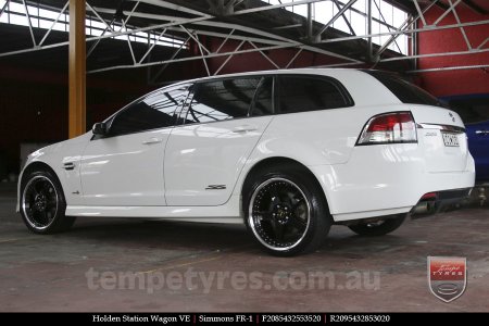 20x8.5 20x9.5 Simmons FR-1 Gloss Black on HOLDEN COMMODORE VE