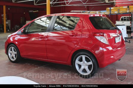 16x7.0 Akuza S004 on TOYOTA YARIS