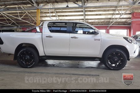 20x9.0 Fuel Hostage on TOYOTA HILUX SR5