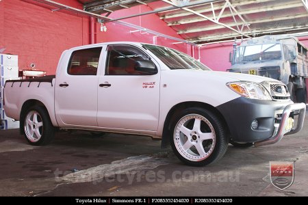 20x8.5 20x9.5 Simmons FR-1 White on TOYOTA HILUX