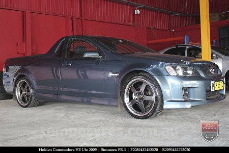 20x8.5 20x9.5 Simmons FR-1 Hyper Dark on HOLDEN COMMODORE VE