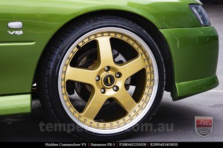 20x8.5 20x9.5 Simmons FR-1 Gold on HOLDEN COMMODORE VY