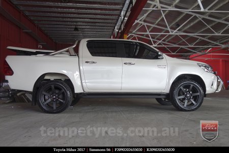 20x9.0 Simmons S6 Matte Black on TOYOTA HILUX