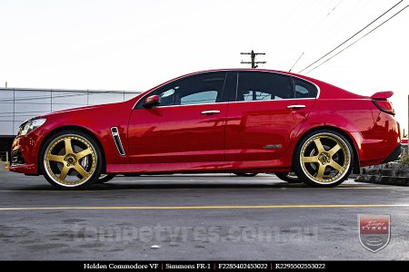 22x8.5 22x9.5 Simmons FR-1 Gold on HOLDEN COMMODORE VF