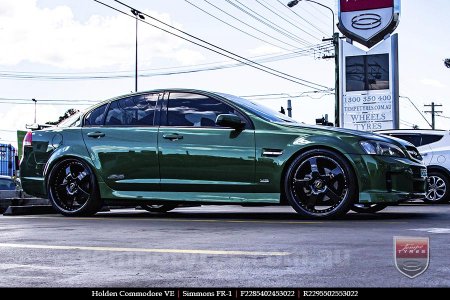 22x8.5 22x9.5 Simmons FR-1 Full Gloss Black on HOLDEN COMMODORE VE