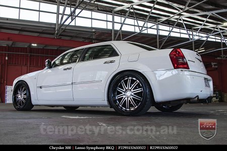 22x9.5 Lenso Symphony - BKQ on CHRYSLER 300