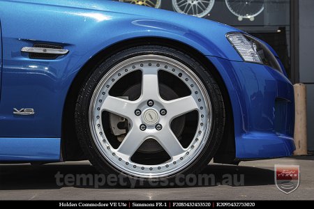 20x8.5 20x9.5 Simmons FR-1 White on HOLDEN COMMODORE VE