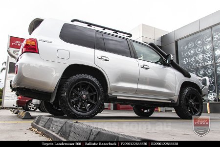 20x9.0 Ballistic Razorback on TOYOTA LANDCRUISER 200 SERIES