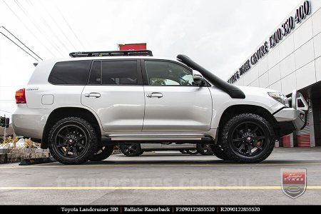 20x9.0 Ballistic Razorback on TOYOTA LANDCRUISER 200 SERIES