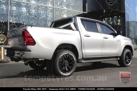 20x9.0 Simmons MAX X11 MBW on TOYOTA HILUX SR5