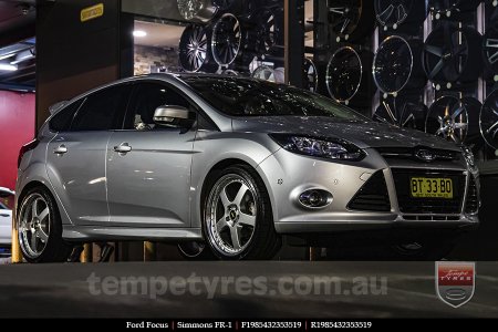 19x8.5 19x9.5 Simmons FR-1 Silver on FORD FOCUS