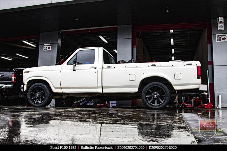 20x9.0 Ballistic Razorback on FORD F100