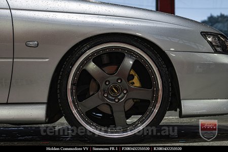 20x8.5 20x9.5 Simmons FR-1 Hyper Dark on HOLDEN COMMODORE VY