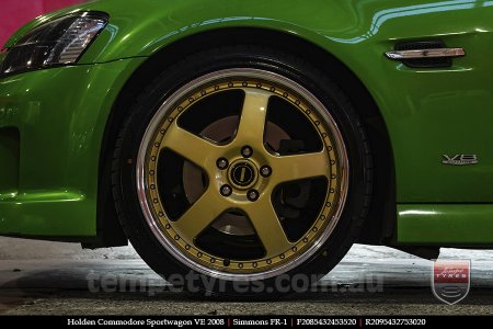 20x8.5 20x9.5 Simmons FR-1 Gold on HOLDEN COMMODORE VE