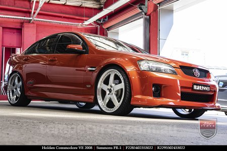 22x8.5 22x9.5 Simmons FR-1 Silver on HOLDEN COMMODORE VE