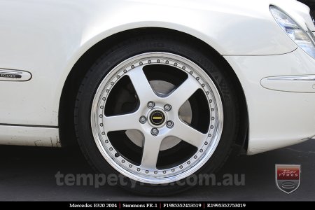 19x8.5 19x9.5 Simmons FR-1 Silver on MERCEDES E-Class