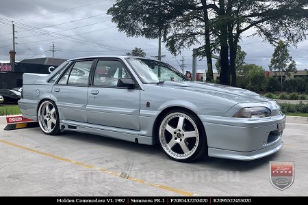 20x8.5 20x9.5 Simmons FR-1 Silver on HOLDEN COMMODORE VL