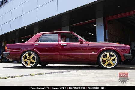 18x7.0 18x8.5 Simmons FR-1 Gold on FORD CORTINA