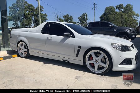 22x8.5 22x9.5 Simmons FR-1 White on HOLDEN Commodore Maloo