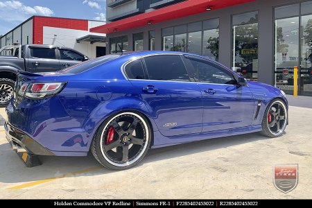 22x8.5 22x9.5 Simmons FR-1 Gloss Black Mirror Lip on HOLDEN COMMODORE VF