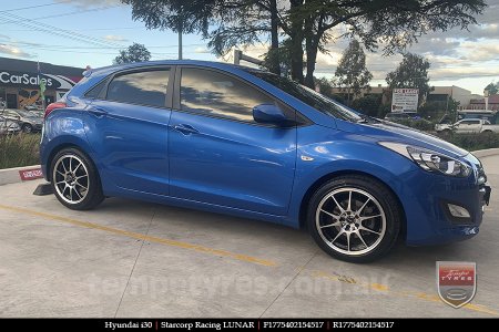 17x7.5 Starcorp Racing LUNAR on HYUNDAI i30