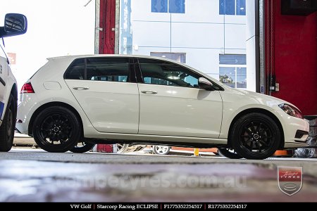 17x7.5 Starcorp Racing ECLIPSE on VW GOLF