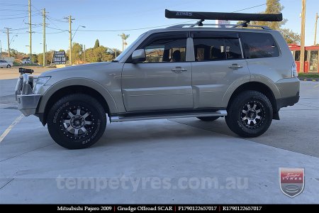 17x9.0 Grudge Offroad SCAR on MITSUBISHI PAJERO