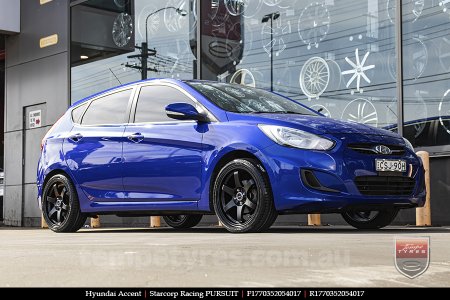 17x7.0 Starcorp Racing PURSUIT on HYUNDAI ACCENT