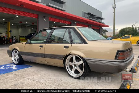 19x8.5 19x9.5 Simmons FR-1 Silver on Holden Commodore VL