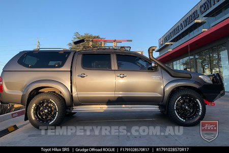 17x9.0 Grudge Offroad ROGUE on Toyota Hilux SR5