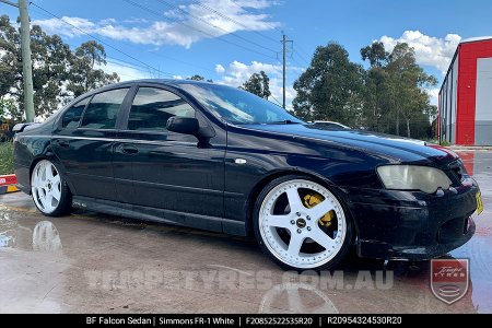 20x8.5 20x9.5 Simmons FR-1 White on Ford Falcon