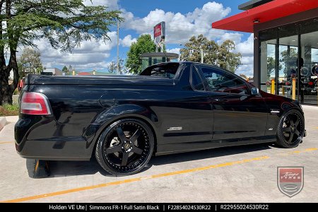 22x8.5 22x9.5 Simmons FR-1 Full Satin Black on Holden Commodore VE