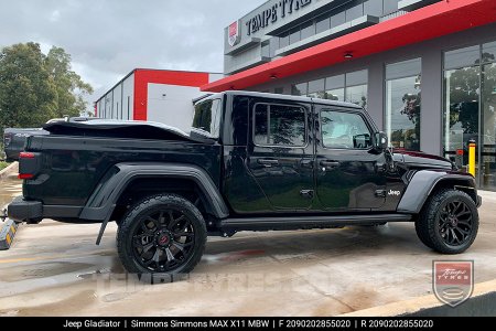 20x9.0 Simmons MAX X11 MBW on Jeep Gladiator