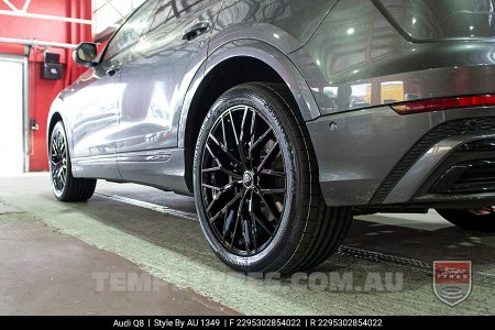 22x9.5 1349 AU1349 Black on Audi Q8